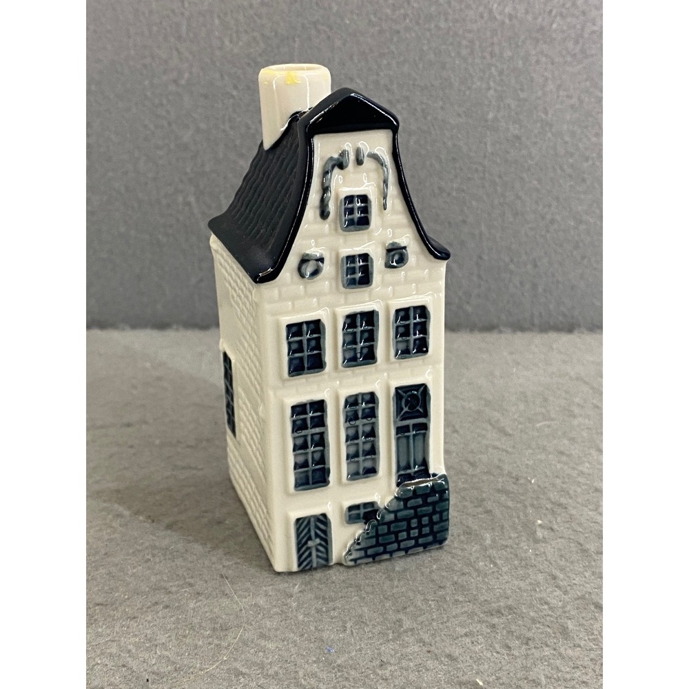 KLM Bols Blue Delft Dutch Canal House 9 Miniature Gin Bottle Amsterdam 2018
